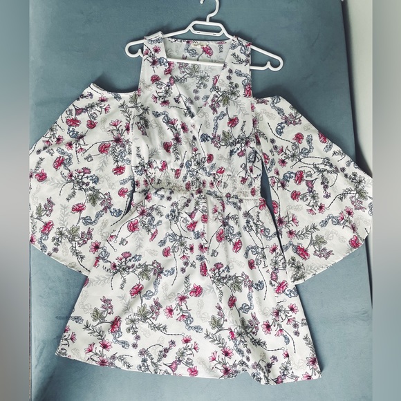 River Island Floral Dress - Picture 2 of 4